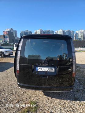 Hyundai Staria HEV 1.6T Lounge 9-Seater Inspiration — пробег 13 700 км — фото 4 из 5