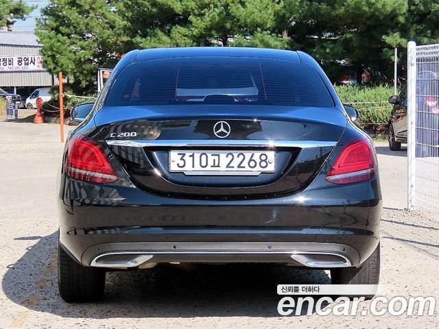 Mercedes-Benz C-Class C200 Avantgarde — пробег 74 100 км — фото 4 из 5