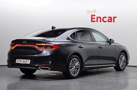 Hyundai Grandeur Premium — пробег 167 635 км — фото 2 из 5