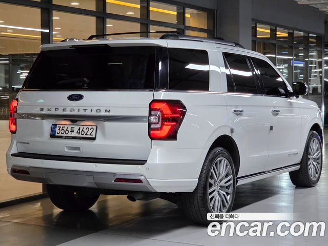 Ford Expedition Platinum 4WD 7Seater — пробег 39 000 км — фото 4 из 5