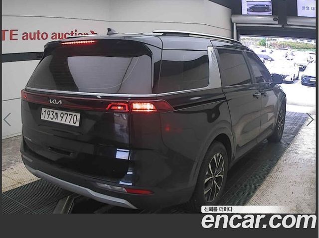 Kia Carnival Diesel 9-Seater Prestige — пробег 188 688 км — фото 2 из 5