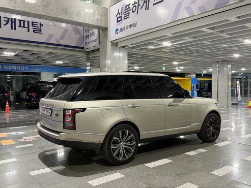 Land Rover Range Rover 5.0 SC Vogue SE — пробег 273 088 км — фото 4 из 5