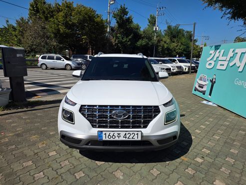 Hyundai Venue 1,6 Premium — пробег 28 105 км — фото 3 из 5