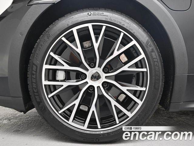 Porsche Taycan из Кореи Encar