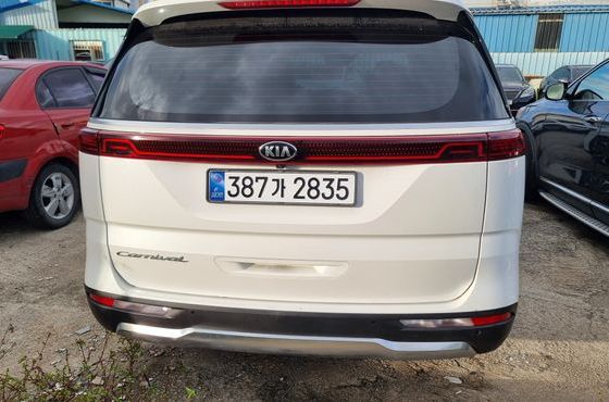 Kia Carnival Gasoline 9-Seater Signature — пробег 154 000 км — фото 2 из 5