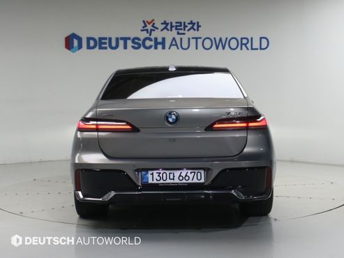 BMW 7-Series 750e xDrive M Sport — пробег 22 400 км — фото 4 из 5