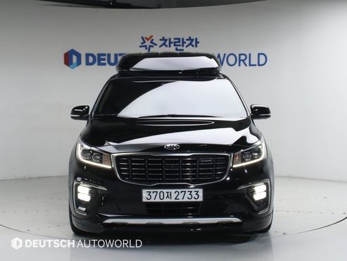 Kia Carnival 9-Seater Noblesse Special — пробег 108 843 км — фото 1 из 5