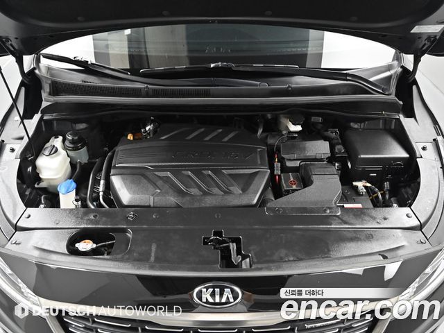 Kia Carnival 9-Seater Noblesse Special — пробег 108 843 км — фото 5 из 5