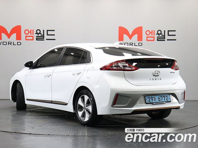 Hyundai Ioniq из Кореи Encar