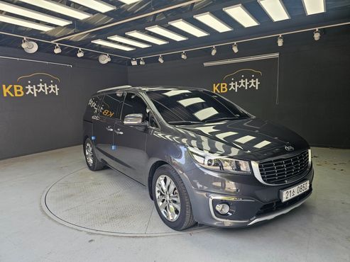 Kia Carnival 9-seater Noblesse — пробег 160 539 км — фото 3 из 5