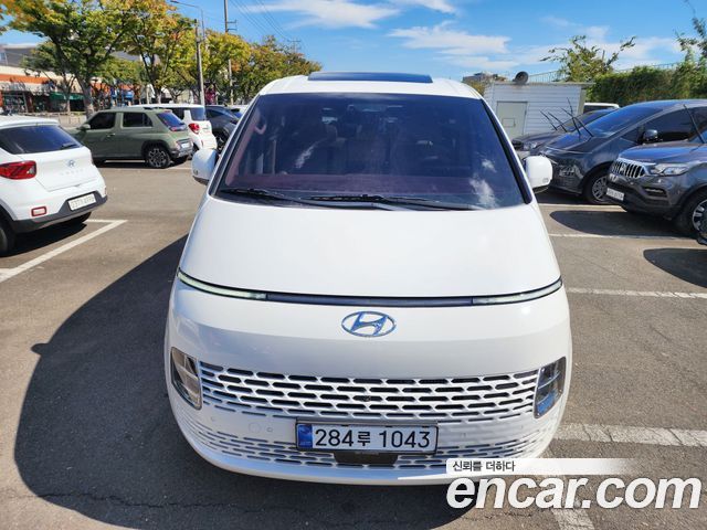 Hyundai Staria Tourer 9-Seater Modern — пробег 79 300 км — фото 3 из 5
