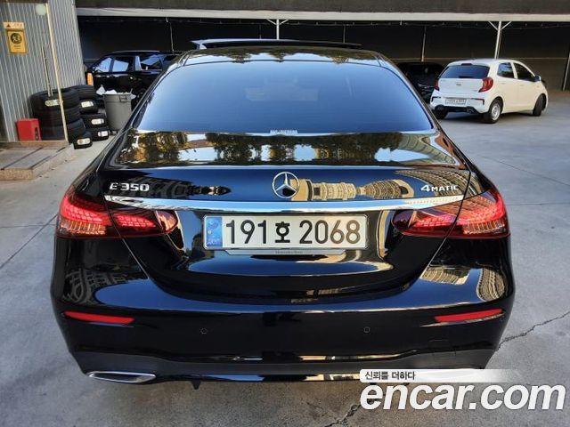 Mercedes-Benz E-Class E350 4MATIC AMG Line — пробег 43 489 км — фото 4 из 5