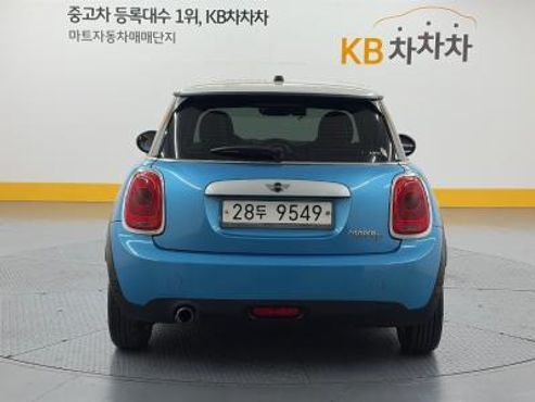 Mini Cooper Standard 3rd — пробег 156 124 км — фото 4 из 5