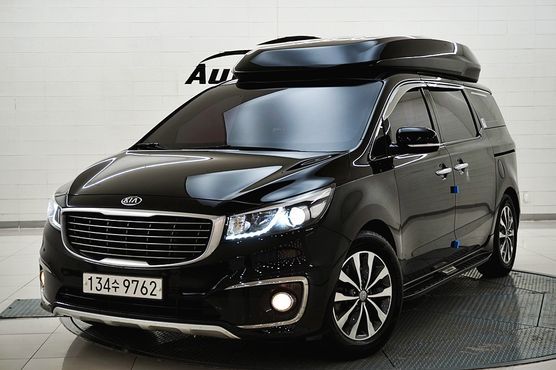 Kia Carnival 9-seater Hi-Limousine Luxury — пробег 94 075 км — фото 2 из 5