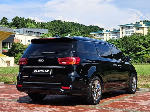 Kia Carnival 9-Seater Prstige — пробег 114 721 км — фото 2 из 5