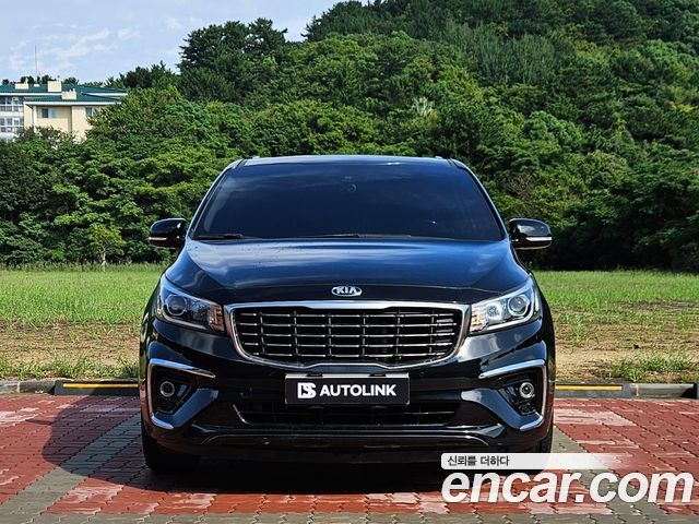 Kia Carnival 9-Seater Prstige — пробег 114 721 км — фото 3 из 5