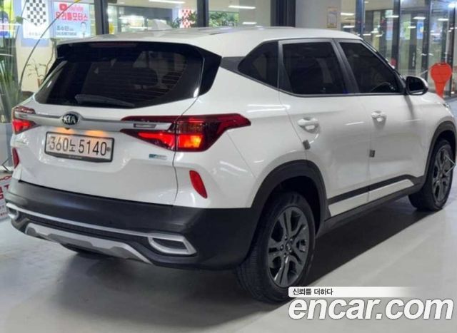 Kia Seltos из Кореи Encar