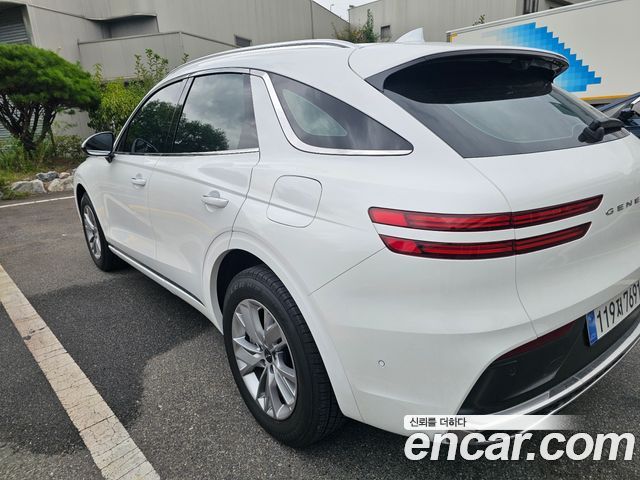 Genesis GV70 2.5T Gasoline 2WD — пробег 12 789 км — фото 3 из 5