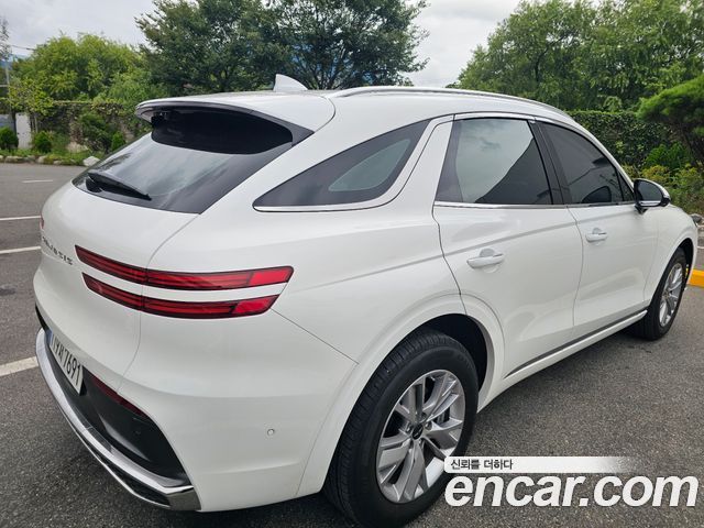 Genesis GV70 2.5T Gasoline 2WD — пробег 12 789 км — фото 4 из 5