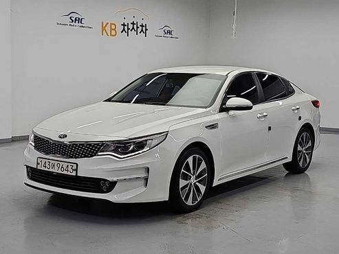 Kia K5 2.0 MX Style Edition — пробег 119 212 км — фото 1 из 5