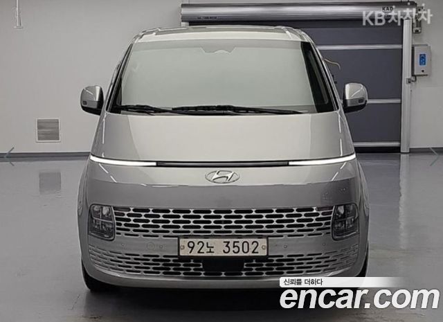 Hyundai Staria L3.5 Cargo 5-Seater Modern — пробег 143 864 км — фото 3 из 3