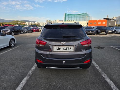 Hyundai Tucson Gasoline 2WD LX20 Premier — пробег 73 814 км — фото 4 из 5