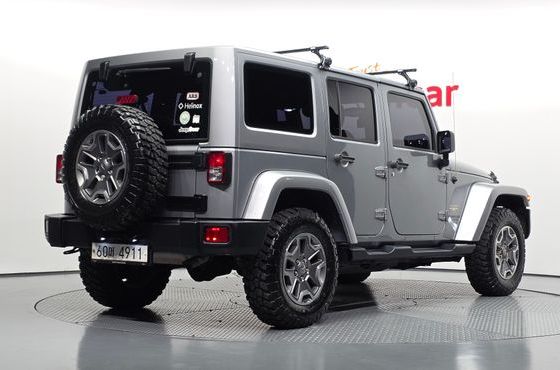 Jeep Wrangler 2.8 Diesel Sahara 4Door — пробег 93 626 км — фото 2 из 5