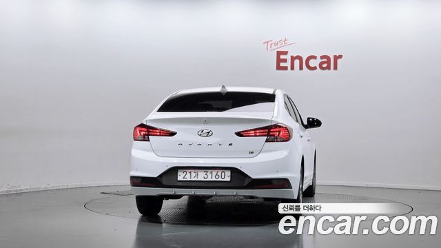 Hyundai AVANTE 1.6 Smart — пробег 66 699 км — фото 4 из 5
