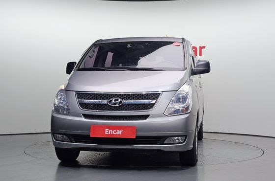 Hyundai Starex 11-Seater Wagon CVX Luxury — пробег 78 212 км — фото 3 из 5