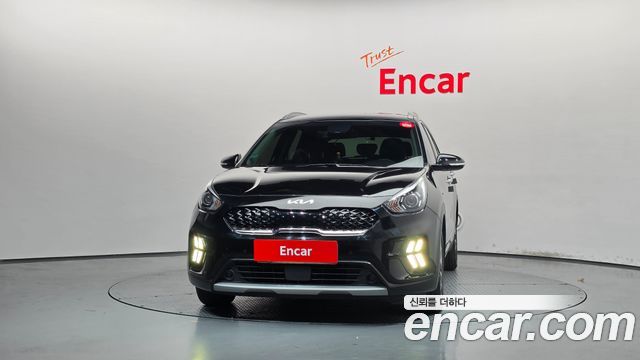Kia Niro 1.6 HEV Noblesse — пробег 130 728 км — фото 3 из 5
