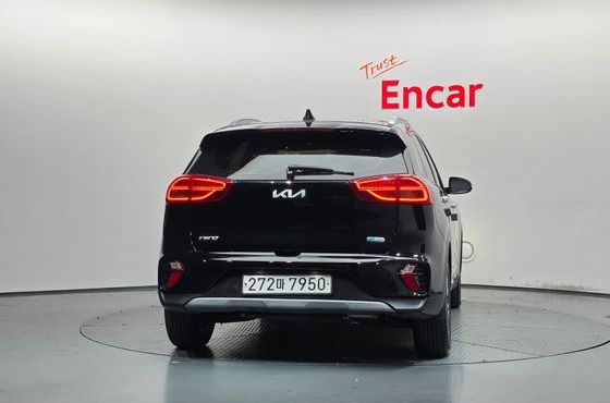 Kia Niro 1.6 HEV Noblesse — пробег 130 728 км — фото 4 из 5