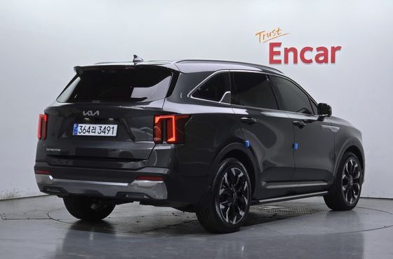 Kia Sorento Gasoline 2.5T 2WD Signature — пробег 5 035 км — фото 2 из 5