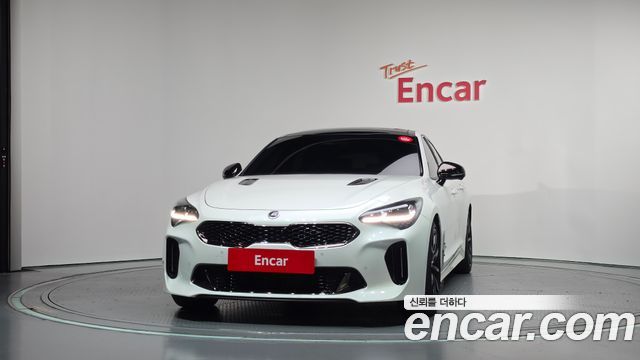 Kia Stinger из Кореи Encar