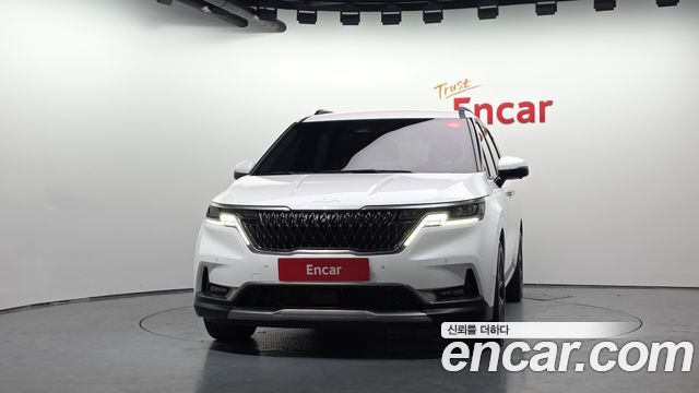 Kia Carnival Gasoline 7-Seater Signature — пробег 68 513 км — фото 3 из 5
