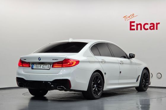 BMW 5-Series 530i xDrive M Sport Package Plus — пробег 101 054 км — фото 2 из 5