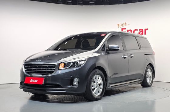 Kia Carnival 11-seater Luxury — пробег 56 249 км — фото 1 из 5