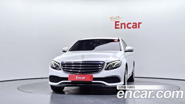 Mercedes-Benz E-Class из Кореи Encar