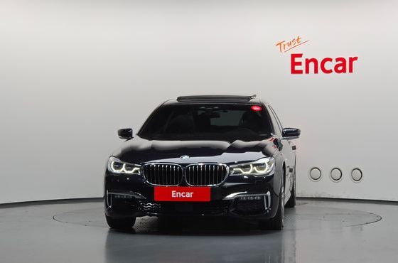 BMW 7-Series 740Li xDrive M Sport Package — пробег 145 339 км — фото 3 из 5