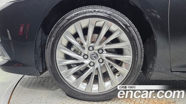 Lexus ES из Кореи Encar