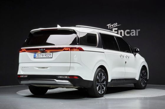 Kia Carnival Diesel 9-Seater Signature — пробег 129 068 км — фото 2 из 5
