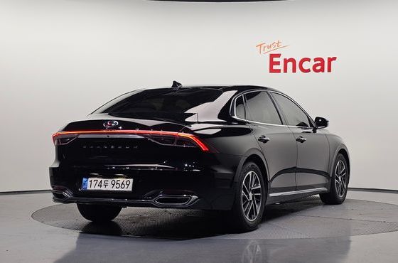 Hyundai Grandeur 2.5 Premium — пробег 37 491 км — фото 2 из 5