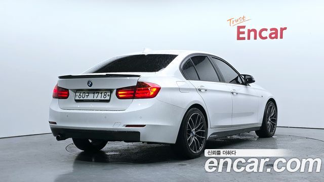 BMW 3-Series 320d Sport — пробег 204 815 км — фото 2 из 5