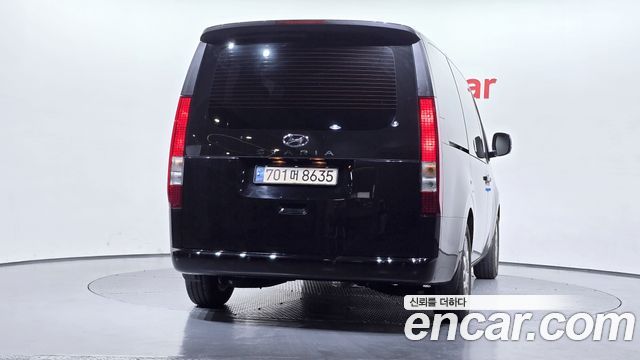 Hyundai Staria L3.5 Tourer 11-Seater Modern — пробег 41 255 км — фото 4 из 5