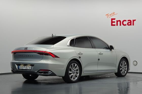 Hyundai Grandeur Calligraphy — пробег 152 052 км — фото 2 из 5