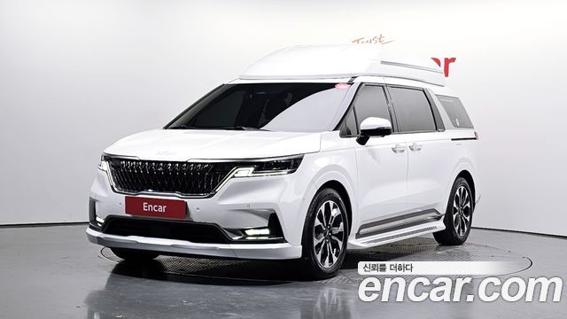 Kia Carnival Gasoline 9-Seater Hi-Limousine Signature — пробег 79 690 км — фото 1 из 5