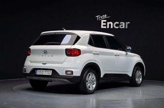 Hyundai Venue 1,6 Premium — пробег 26 915 км — фото 2 из 5