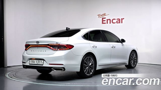 Hyundai Grandeur из Кореи Encar