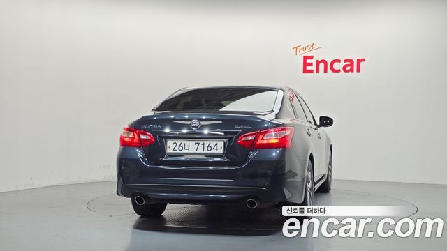 Nissan Altima из Кореи Encar