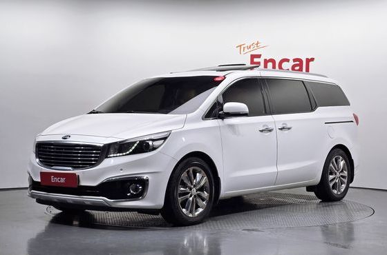 Kia Carnival 9-seater Noblesse — пробег 180 189 км — фото 1 из 5