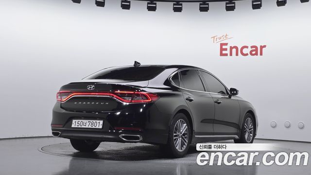 Hyundai Grandeur из Кореи Encar